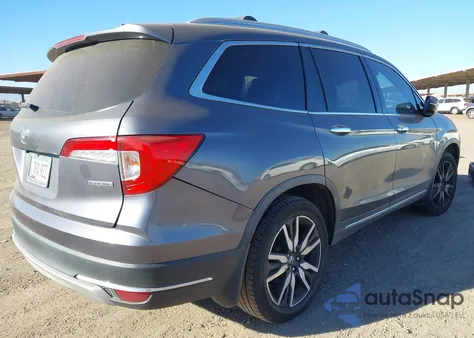 2019 Honda Pilot Touring из США, поврежденный, VIN 5FNYF5H63KB009416